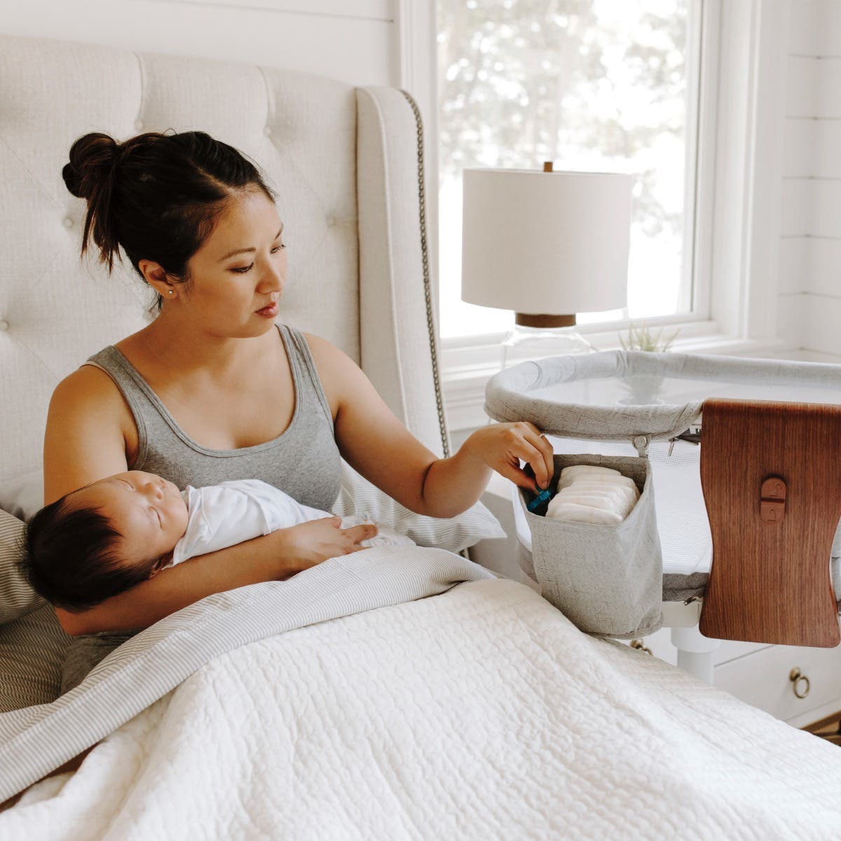BassiNest® Luxe Swivel Sleeper Bassinet - Image 10