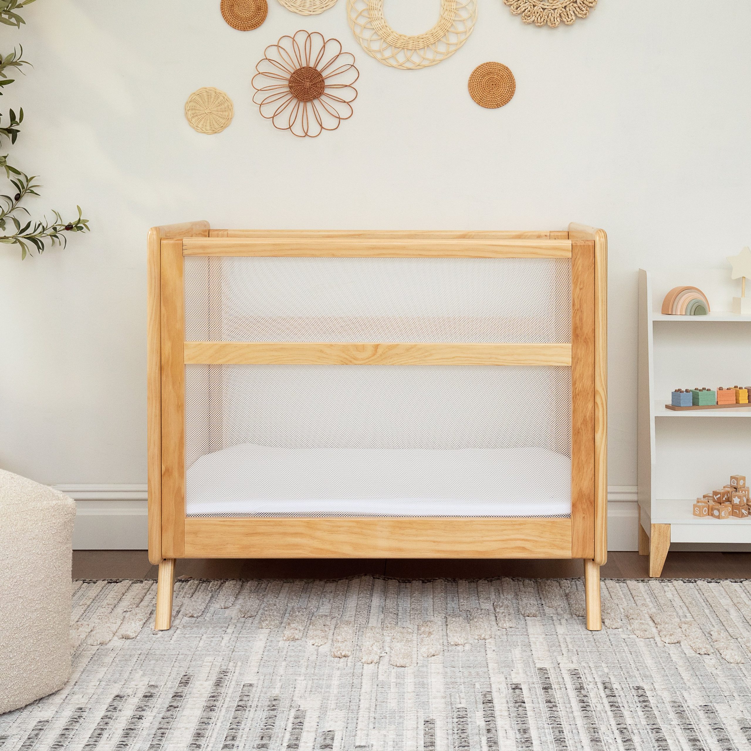 Mini Breathable Mesh Crib