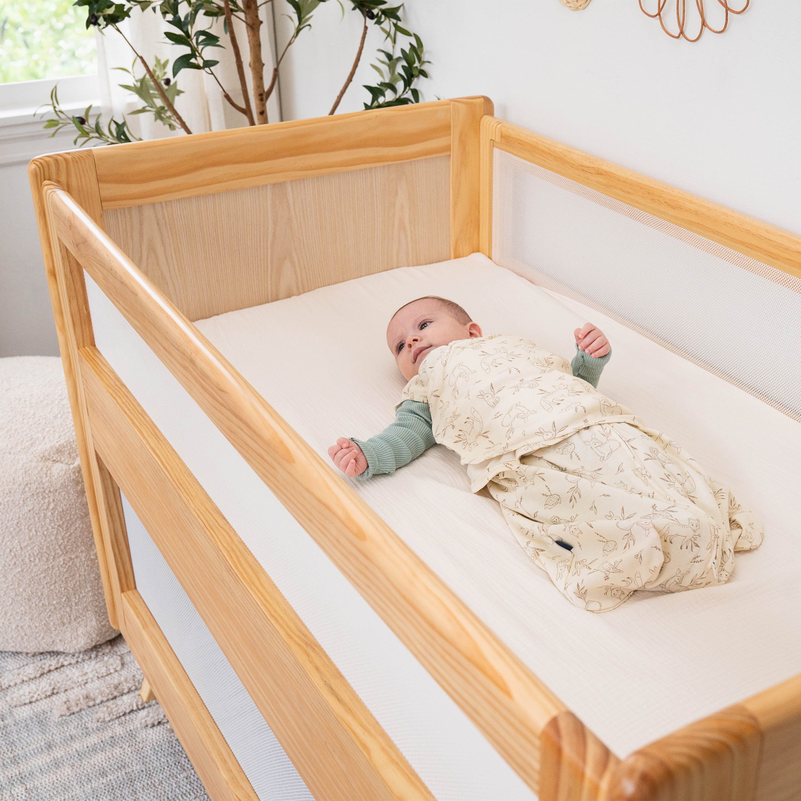 3-in-1 Convertible Full Size Breathable Mesh Crib - Image 3