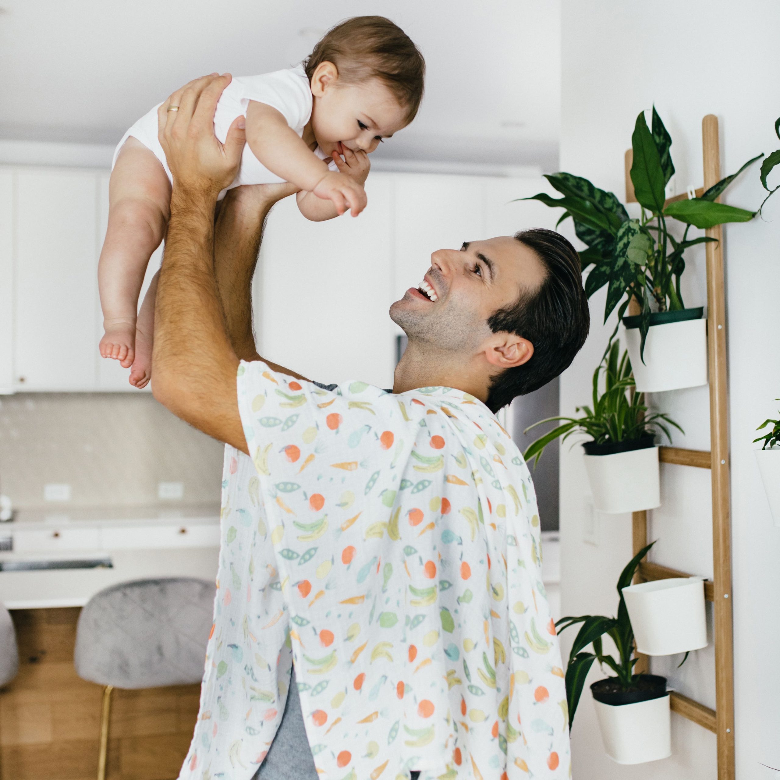 essentials cotton muslin swaddle blanket 4 pack - Image 4