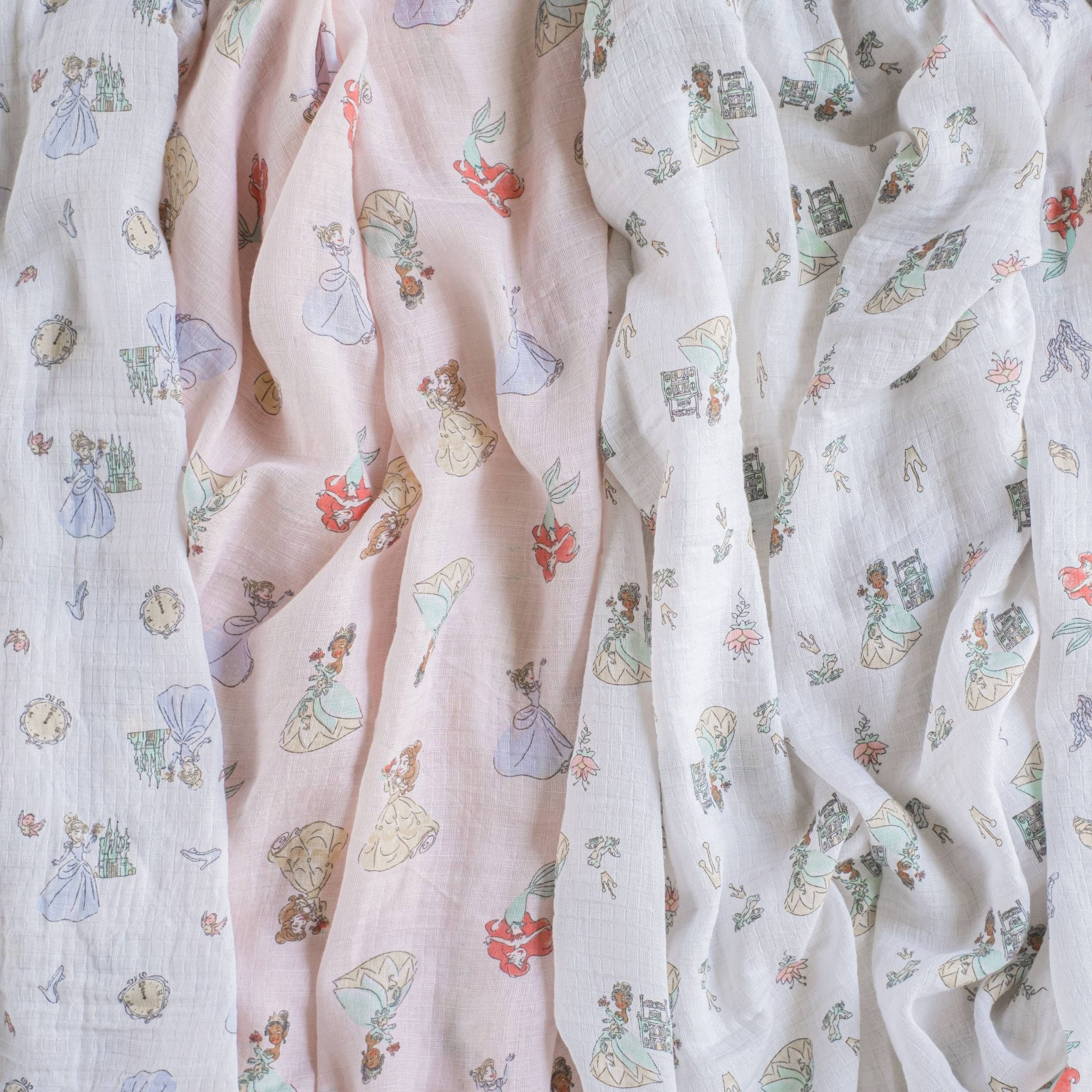 Disney™ essentials cotton muslin swaddle blanket 2 pack - Image 3