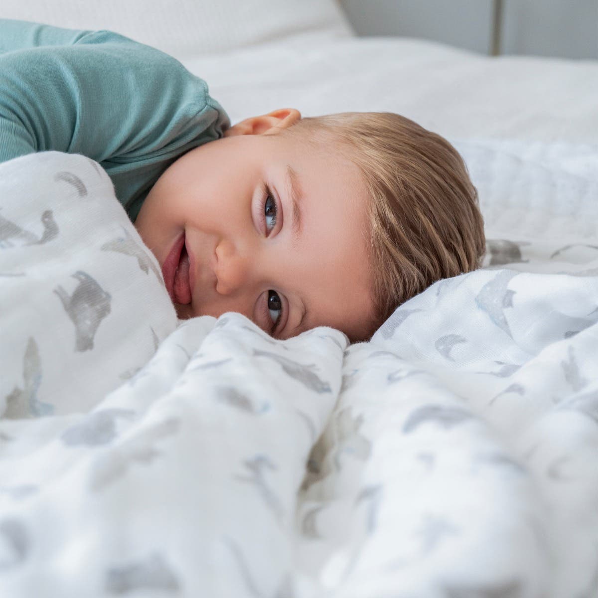organic cotton muslin dream blanket - Image 2