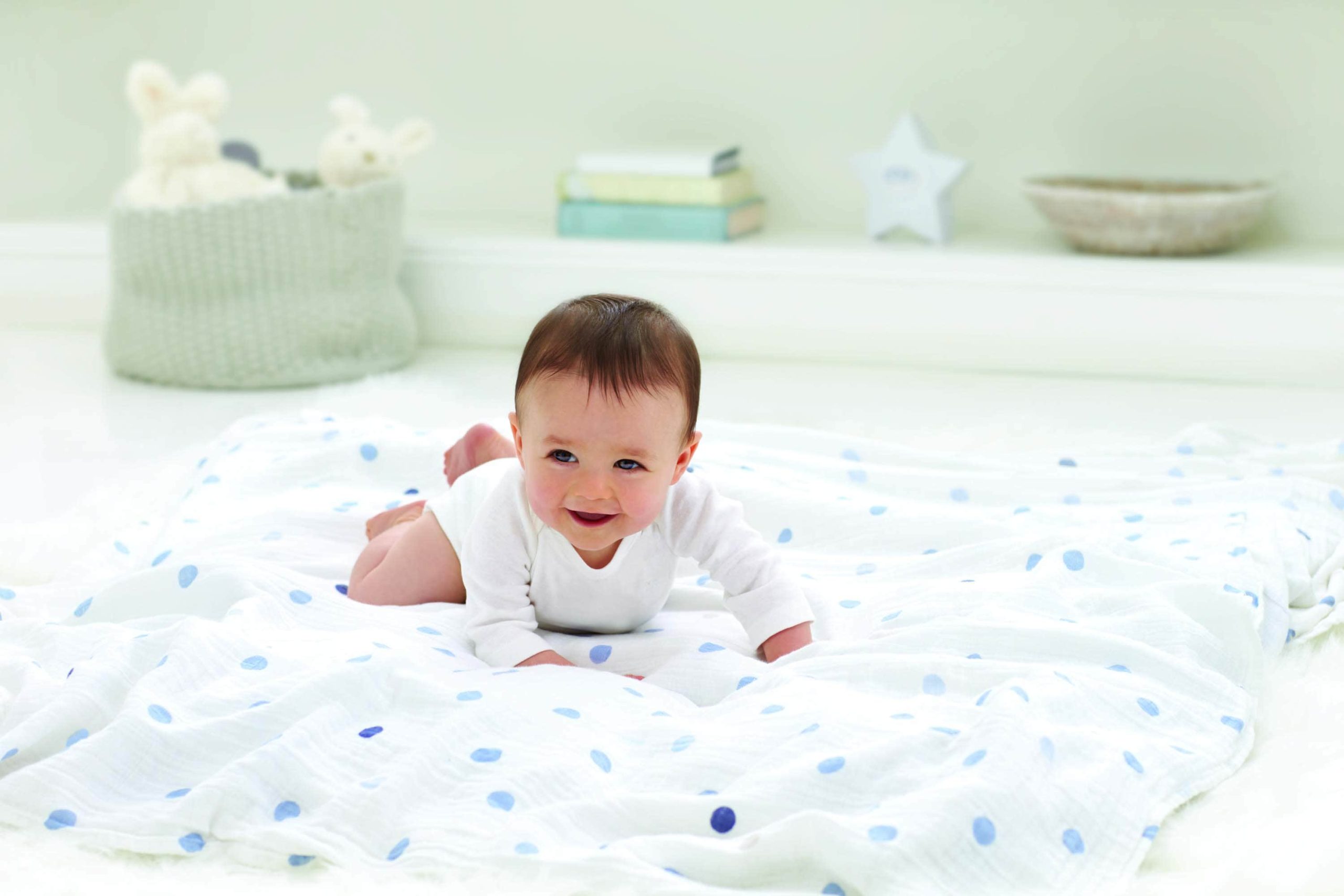boutique 100% cotton muslin swaddle blanket 4 pack - Image 2
