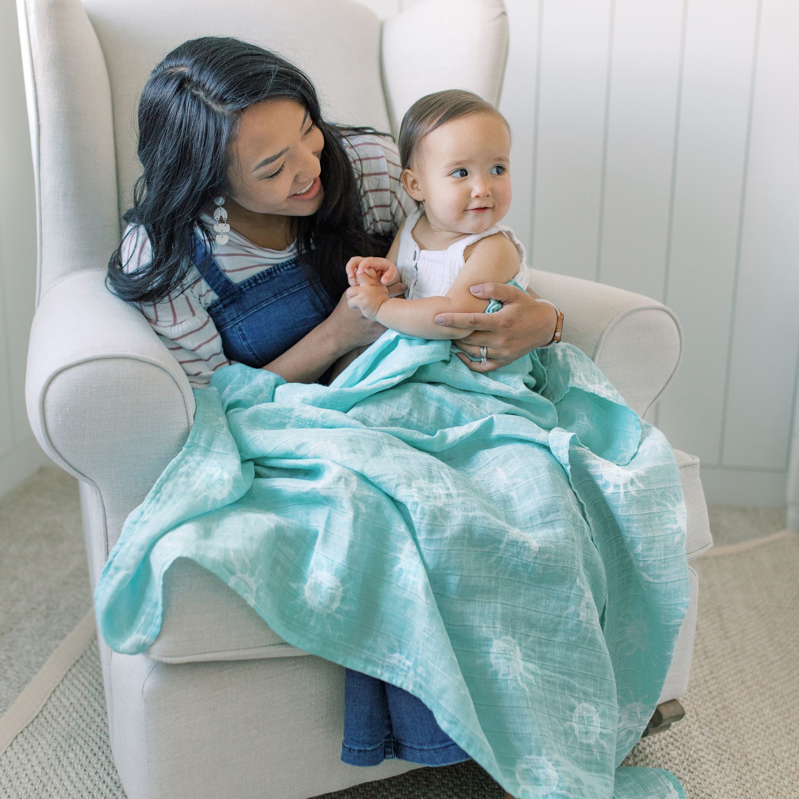boutique 100% cotton muslin swaddle blanket 4 pack - Image 2