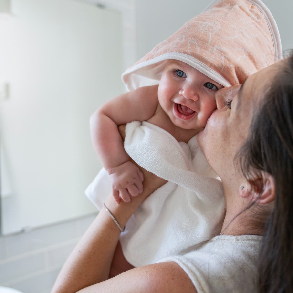 essentials cotton muslin hooded towels 2 pack - Image 2