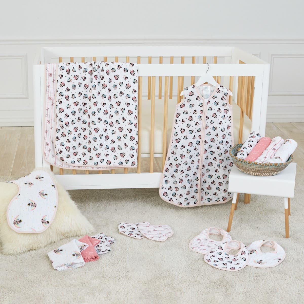 Disney™ essentials cotton muslin dream blanket - Image 3