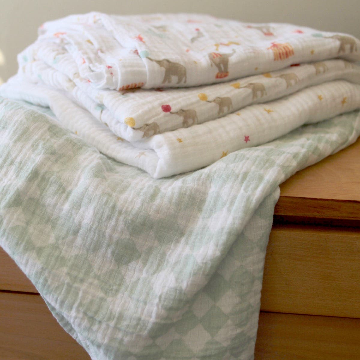 essentials cotton muslin swaddle blanket 4 pack - Image 4