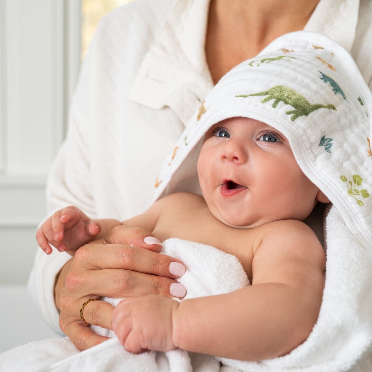 essentials cotton muslin hooded towels 2 pack - Image 2